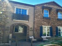 More Details about MLS # 6757288 : 4716 E RED OAK LANE#102