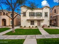 More Details about MLS # 6813645 : 428 N MAHOGANY COURT