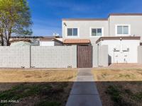 More Details about MLS # 6814486 : 954 E DIAMOND DRIVE